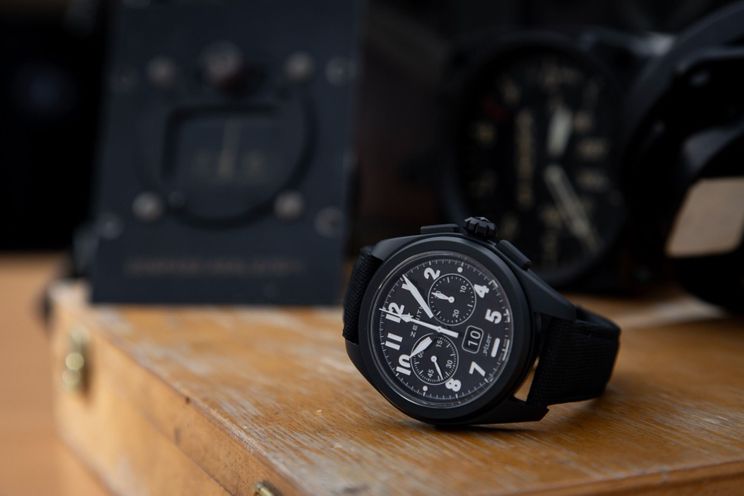 Zenith PILOT Big Date Flyback Black Ceramic 49.4000.3652 21.I001