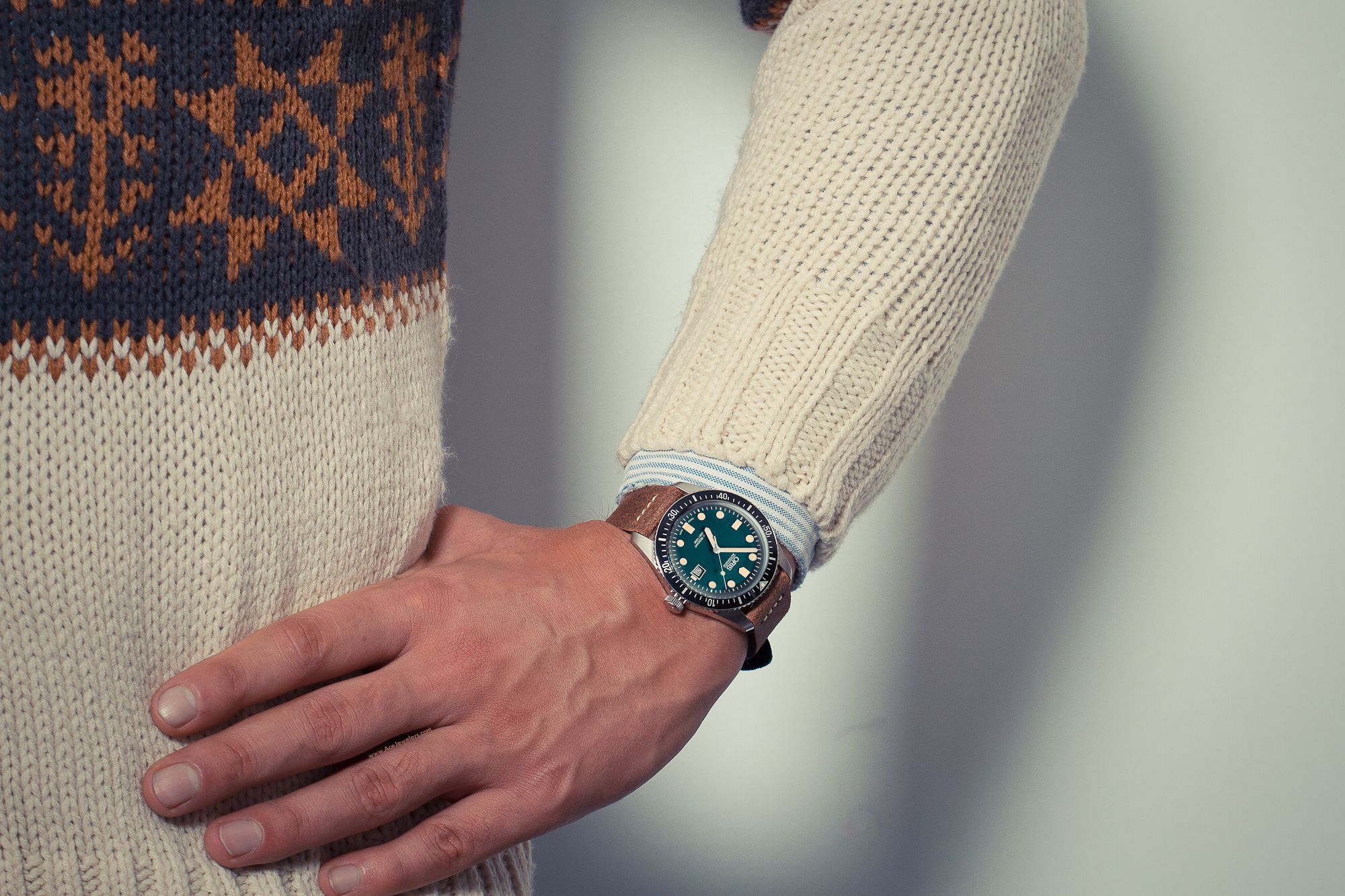 01 733 7720 4057 07 5 21 02 oris divers sixty five