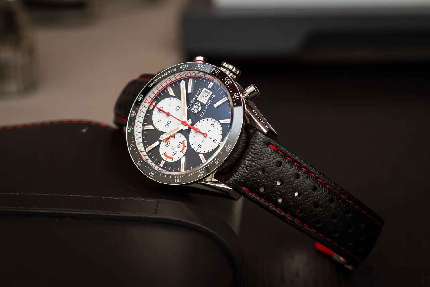tag calibre 16 chronograph