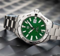 tag heuer aquaracer emerald green